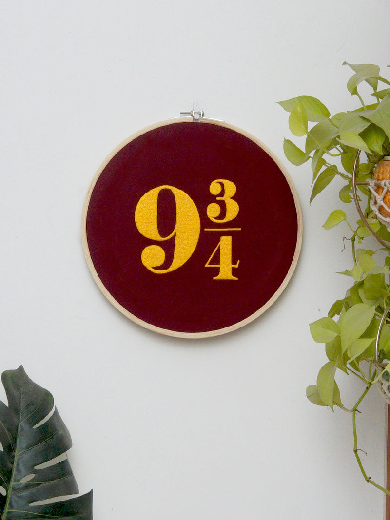 9 3/4 Harry Potter Embroidered Hoop Wall Art